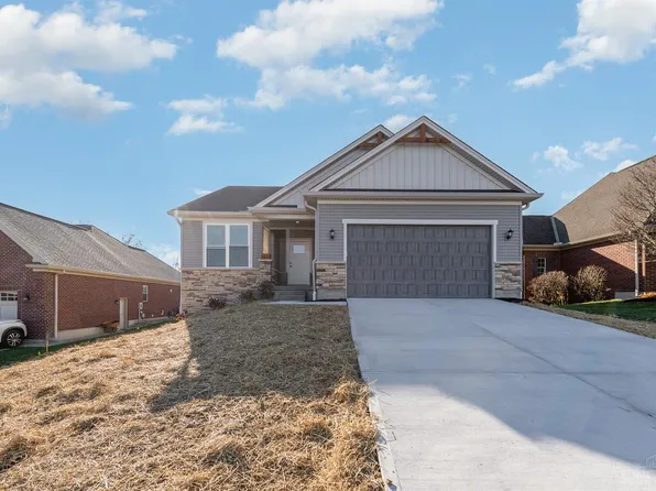 51 Oakmont Ct, Lawrenceburg, IN 47025