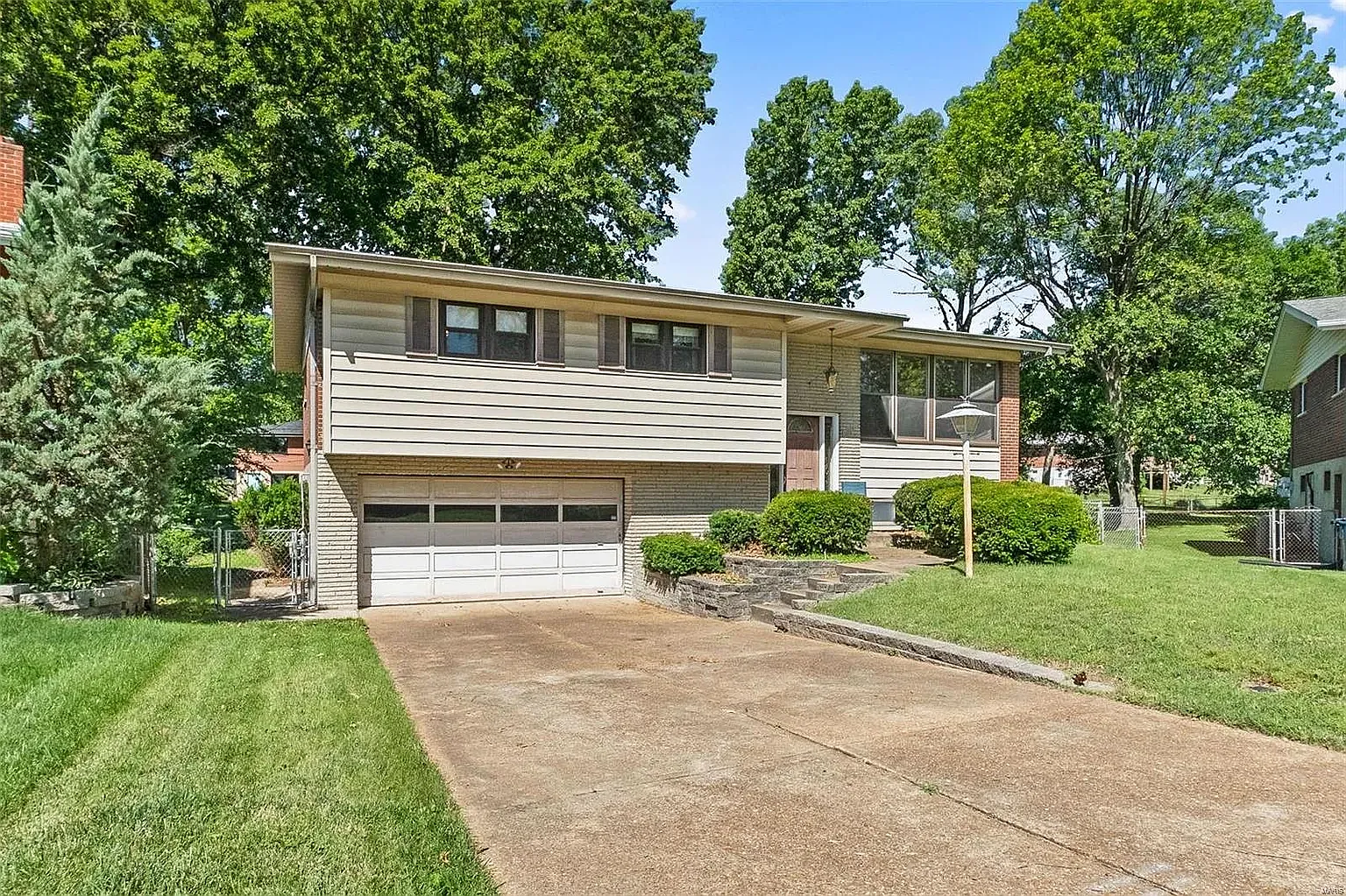 3 bed, 2038 sqft, $2,800 — Photo 3