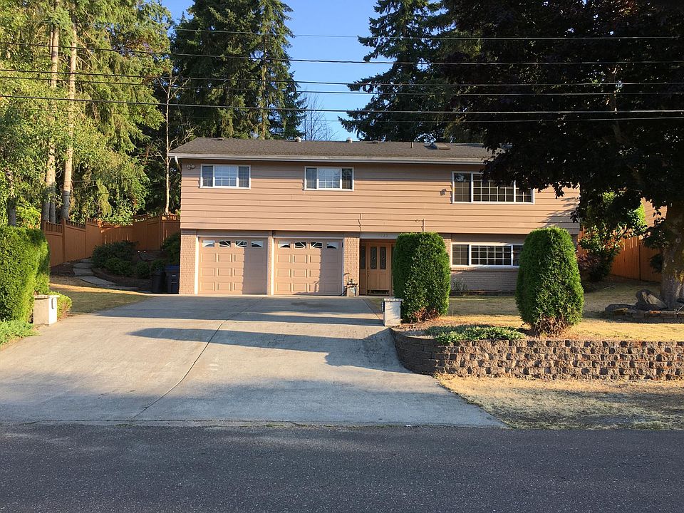 1st image of 5208 201st Pl SW