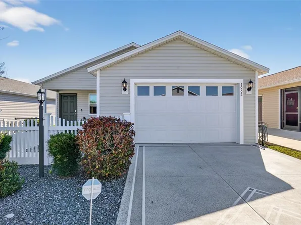 1964 Cromer Pl, The Villages, FL 32163