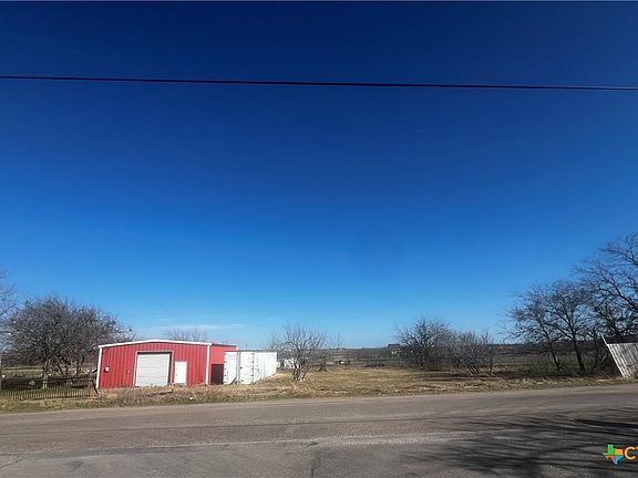 4th image of 605B E Rogers Cemetery Rd