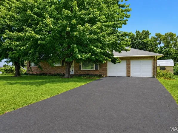 7 Wayne St, Saint Charles, MO 63301