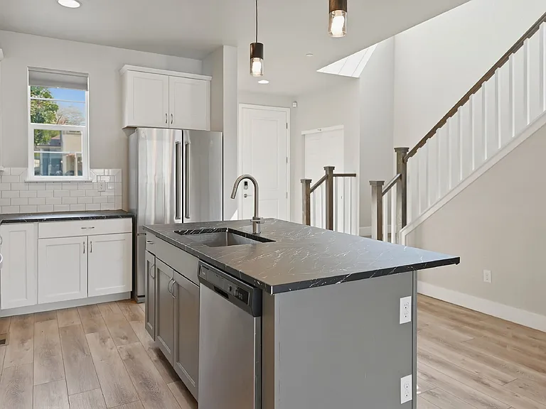 8864 Yates Dr — Photo 5