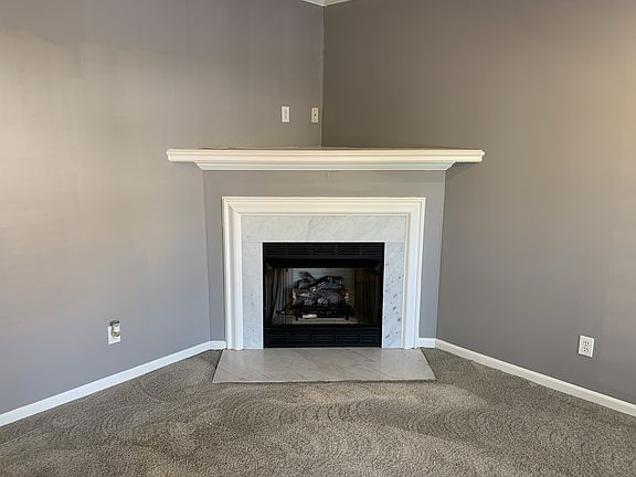 3rd image of 1101 Downs Blvd APT L101