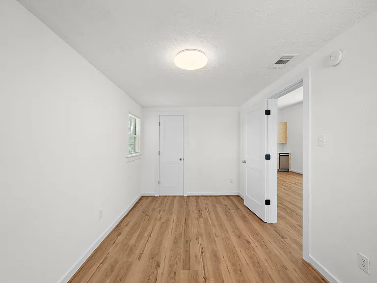 1414 Shearn St #B — Photo 7