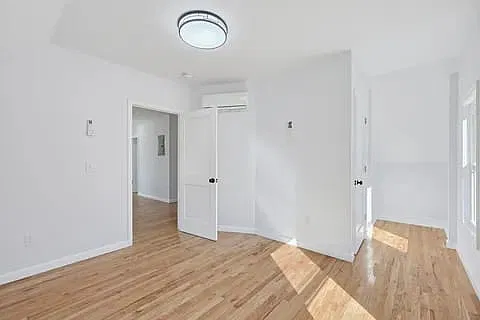 9 Chester St #1