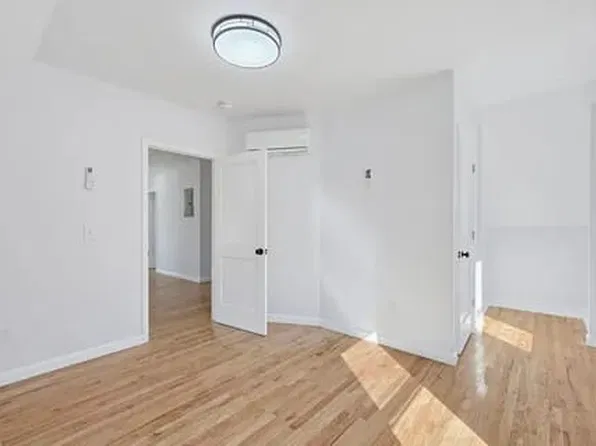 9 Chester St #1, Taunton, MA 02780