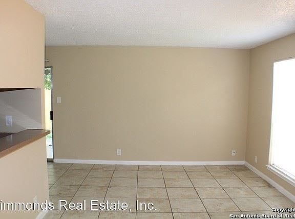 2nd image of 5216 Meadow Fld APT 2
