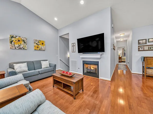 6651 Stonelyn Cottage Ct, Roanoke, VA 24019