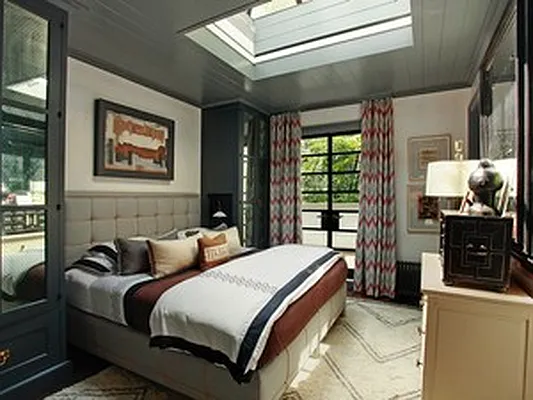 Rented by Corcoran | media 26