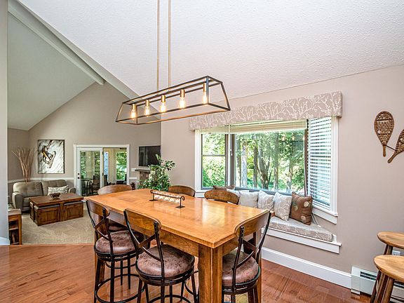 4th image of 12 Bartlett Place Road