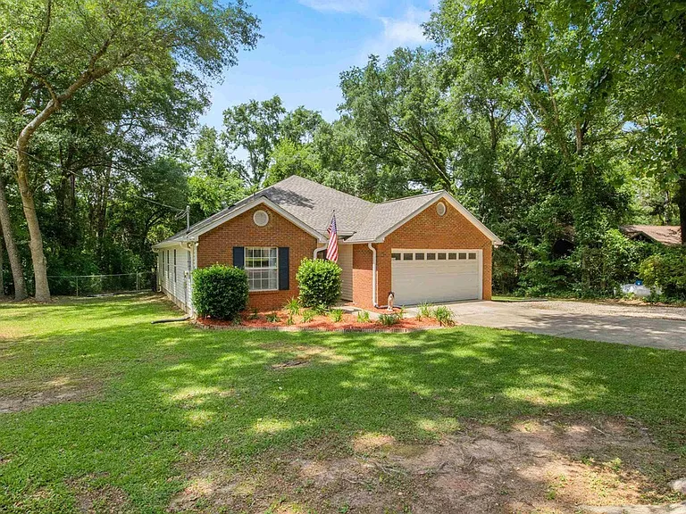 3224 Lord Murphy Trl — Photo 2