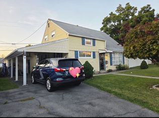 615 Tuckerton Ave, Temple, PA 19560
