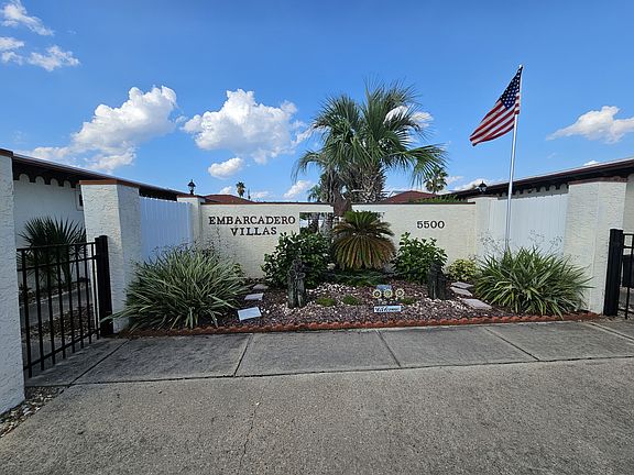 3rd image of 5500 Beach Dr APT 16