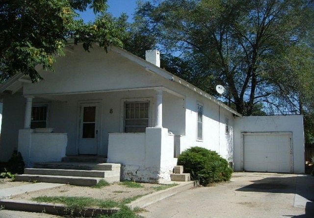 2nd image of 8 Highland Pl