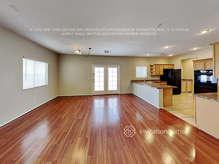 4441 Rockaway Beach St — Photo 8