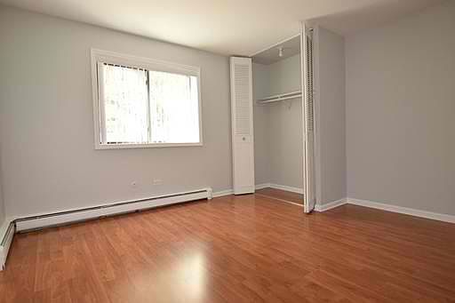 1st image of 6222 N Kenmore Ave