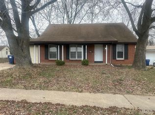 2015 Derhake Rd, Florissant, MO 63033