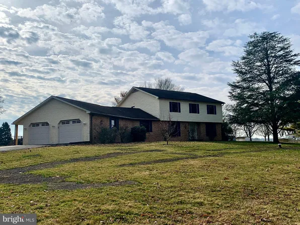 21 Valley View Dr, Mechanicsburg, PA 17050