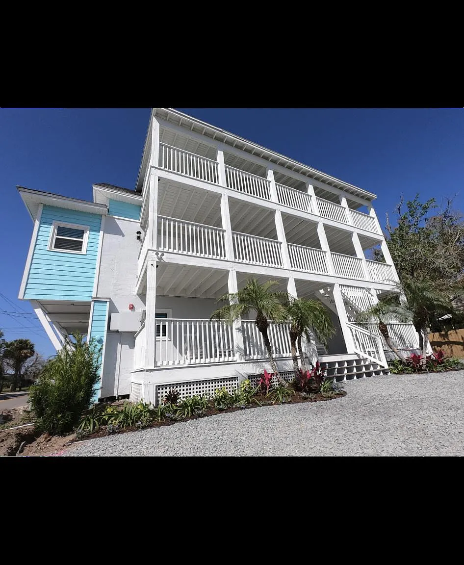 177 Riberia St — Photo 1