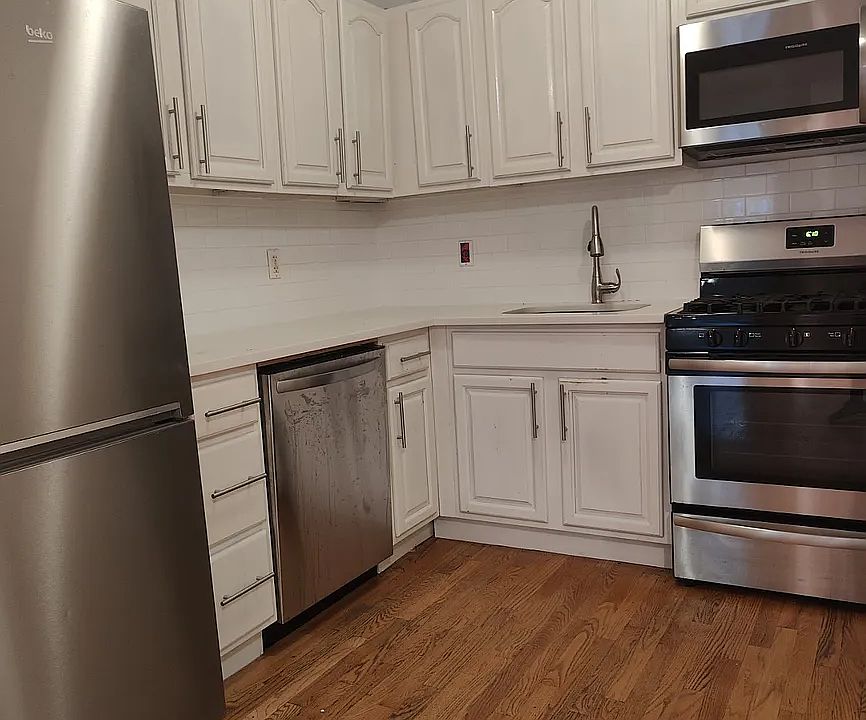 1st image of 528 Bergen St APT 2A
