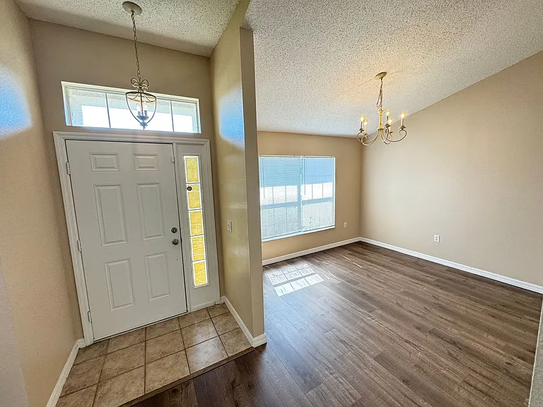 321 Drum Ln — Photo 6