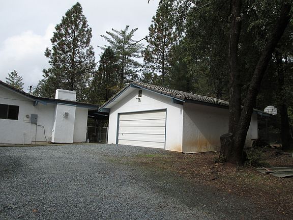 2nd image of 4384 Raty Ln