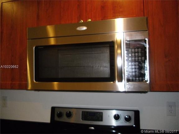 5th image of 8933 NW 107th Ct Unit 204