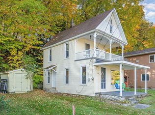 6909 Crystal Ave, Beulah, MI 49617