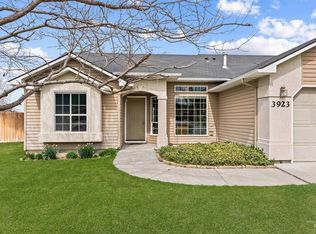 3923 Chatham Ct, Caldwell, ID 83607