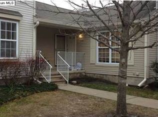 156 Marion Ct, Lakewood, NJ 08701
