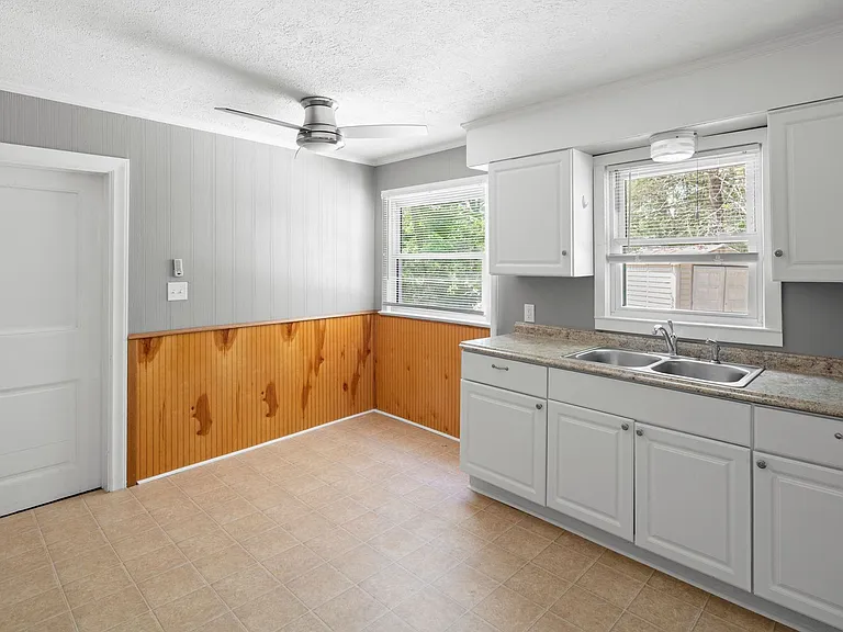 136 Louisiana Ave #1 — Photo 9