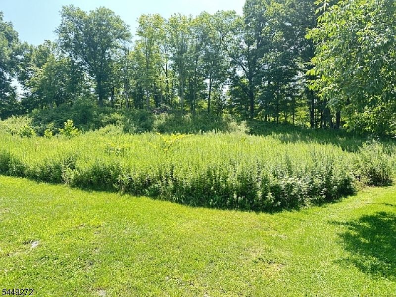 2nd image of 112 Scott Rd