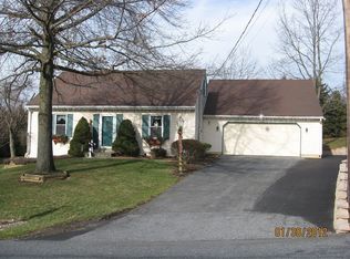 70 Sego Sago Rd, Manheim, PA 17545