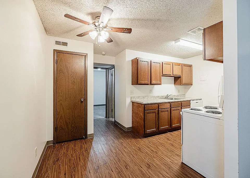 1519 A St #7