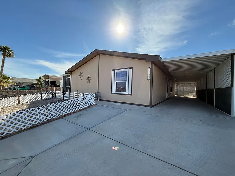 12655 E 46th Dr — Photo 5