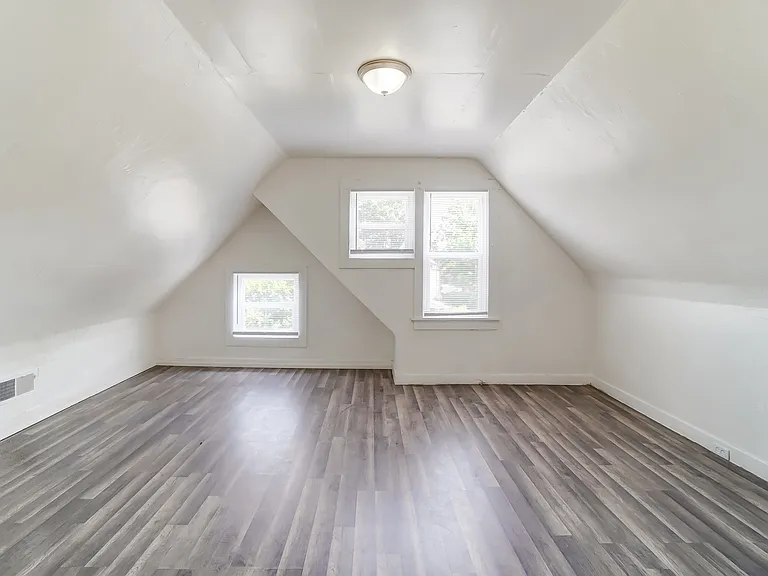 1768 Williams Ave — Photo 30