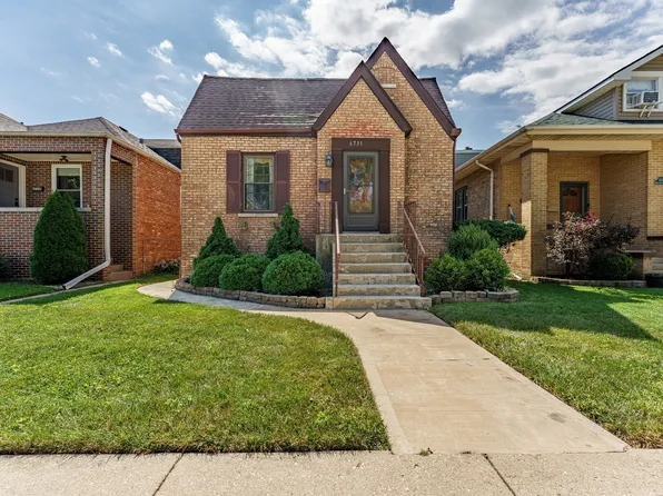 6731 W Albion Ave, Chicago, IL 60631