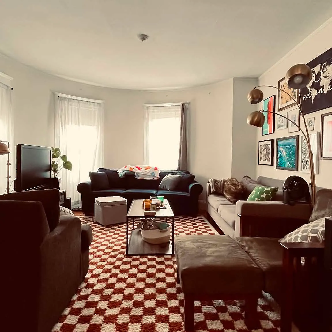 2 bed, $2,600 — Photo 1