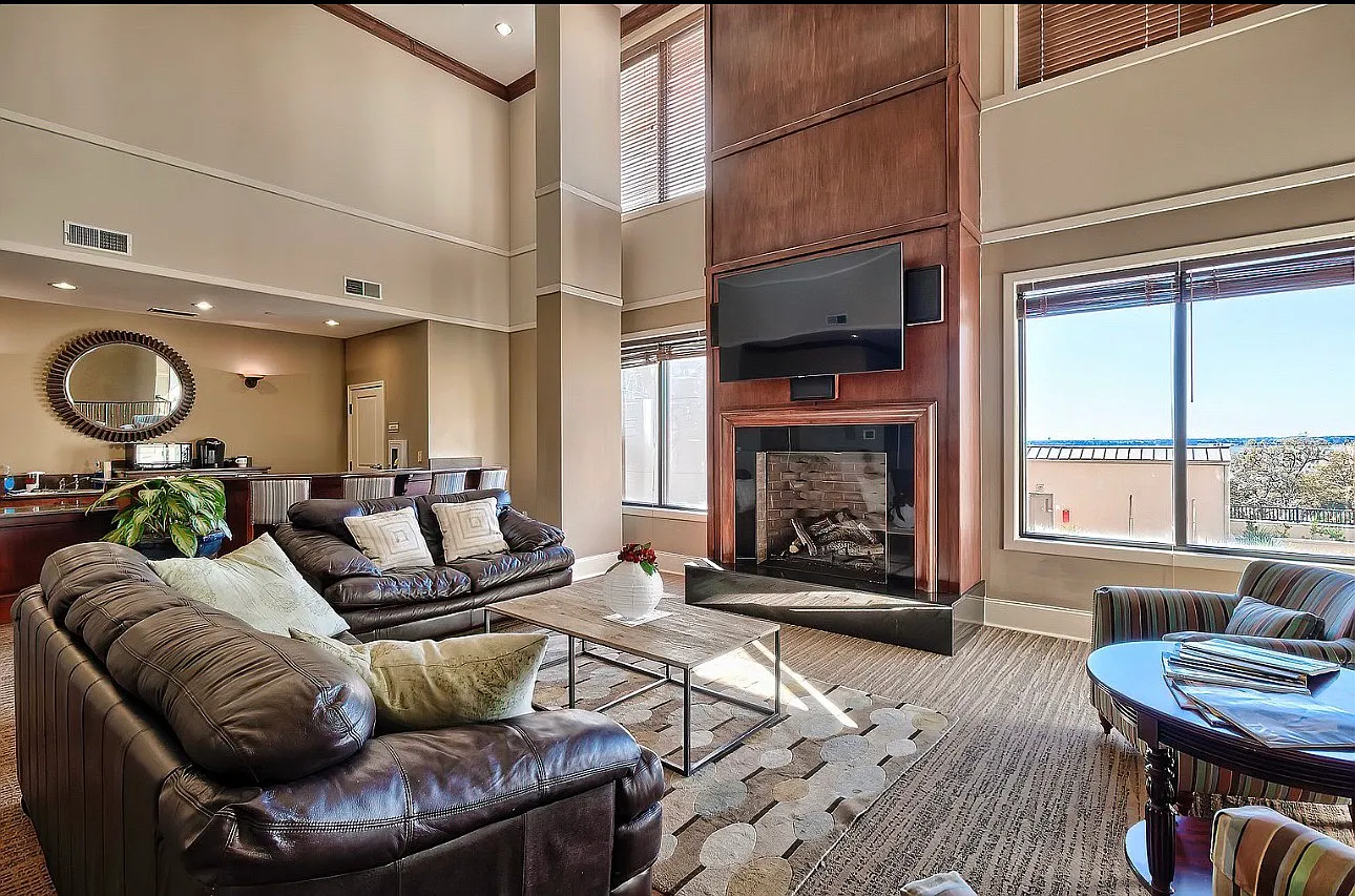 2 bed, 1527 sqft, $3,000 — Photo 4