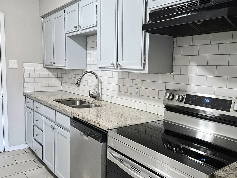 214 Pine Meadow Dr #A — Photo 1
