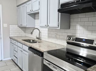 214 Pine Meadow Dr APT A, Kennedale, TX 76060