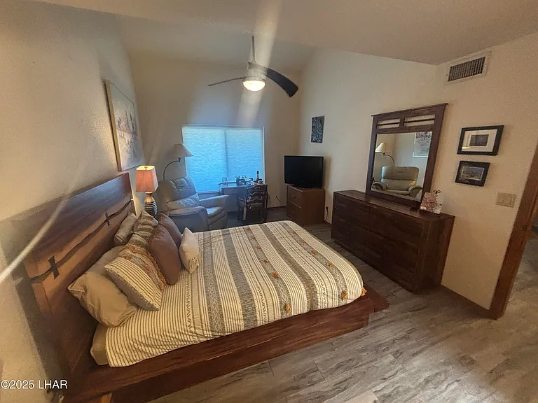 2673 Jamaica Blvd S #14 — Photo 16