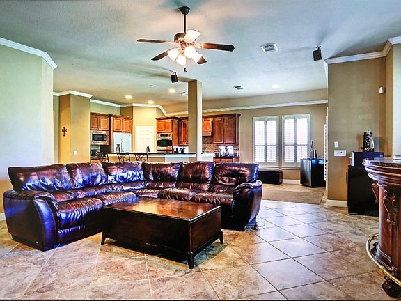 4th image of 18314 Hampton Hills Dr
