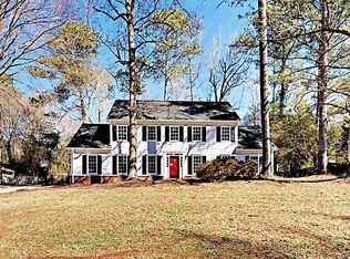 3431 Manchester Dr, Lilburn, GA 30047