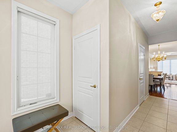 3rd image of 169 Balsamwood Rd