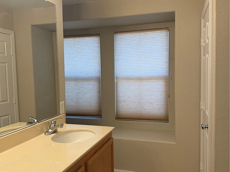 10815 Broxden Junction Ave #0 — Photo 10