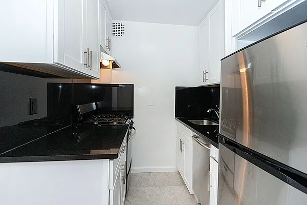 Rented by Punia & Marx Inc. | media 15