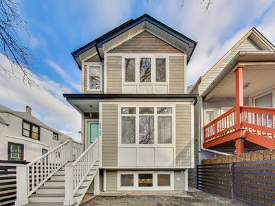 (Undisclosed Address), Chicago, IL, 60647