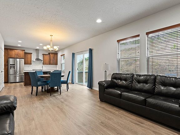 4th image of 10512 N Wieber Dr
